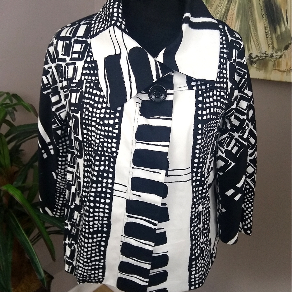 Berck Black & White Wide Lapel Geo Print Jacket